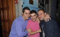 Subota puna dima i zabave u Johnnie Walker pubu
