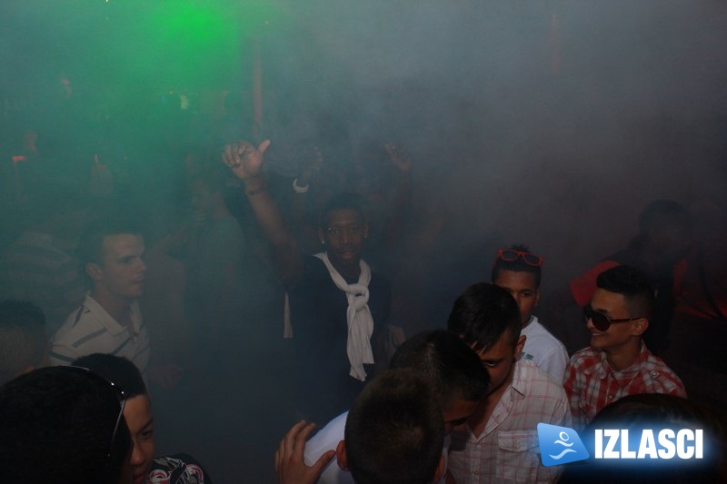 Club Plava subotom