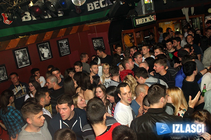 disko klub Uljanik-student parti