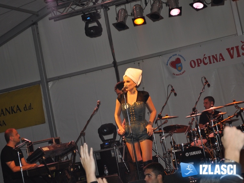 Severina, gužva i ćevapi obilježili subotu na Matejni